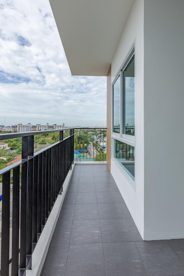 Thongchen Residence Samut Sakhon Bagian luar foto